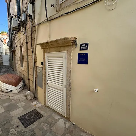 Old By The Sea, Jazz